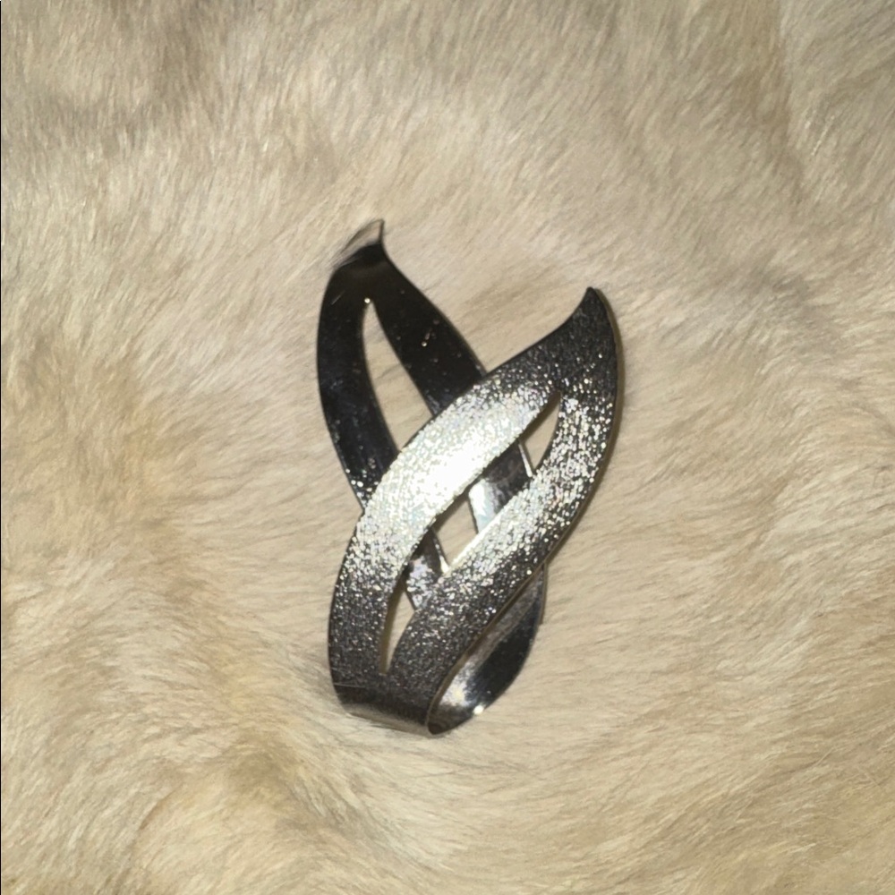 Vintage Sarah Coventry Brooch